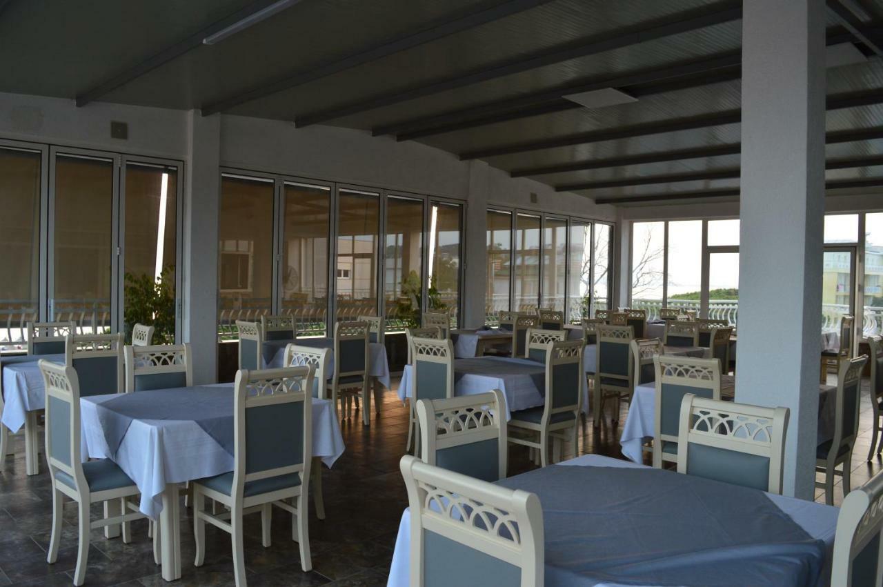 Hotel Marika Golem  Esterno foto